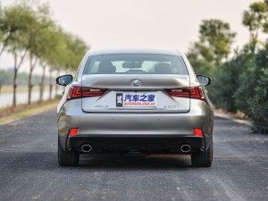 ׿˹ ׿˹IS 2015 200t F SPORT